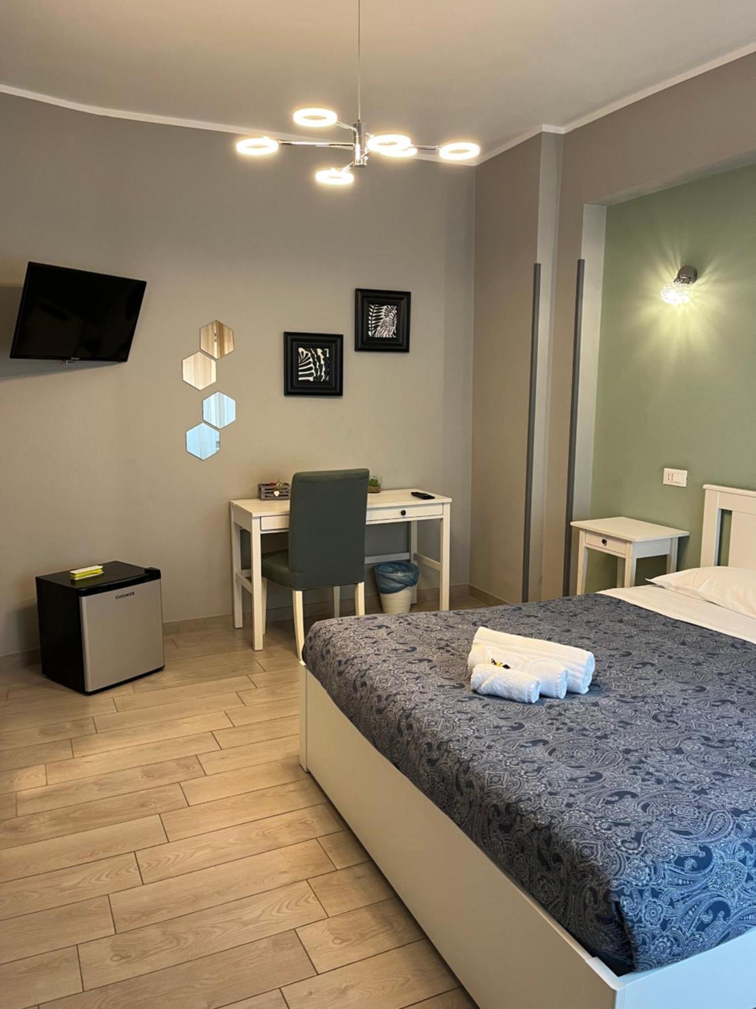 Pretty Tiburtina Room Rzym Zewnętrze zdjęcie